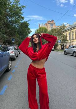 Женский велюровый костюм WH