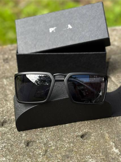 Солнечные очки WH